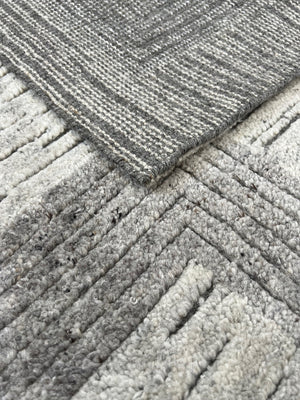 MODERN RUG - MOD341 | SIZE: 367CM X 275CM