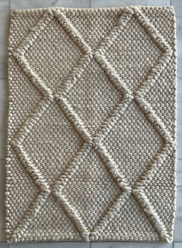 SMALL RUG - FWV017 | SIZE: 90CM X 60CM