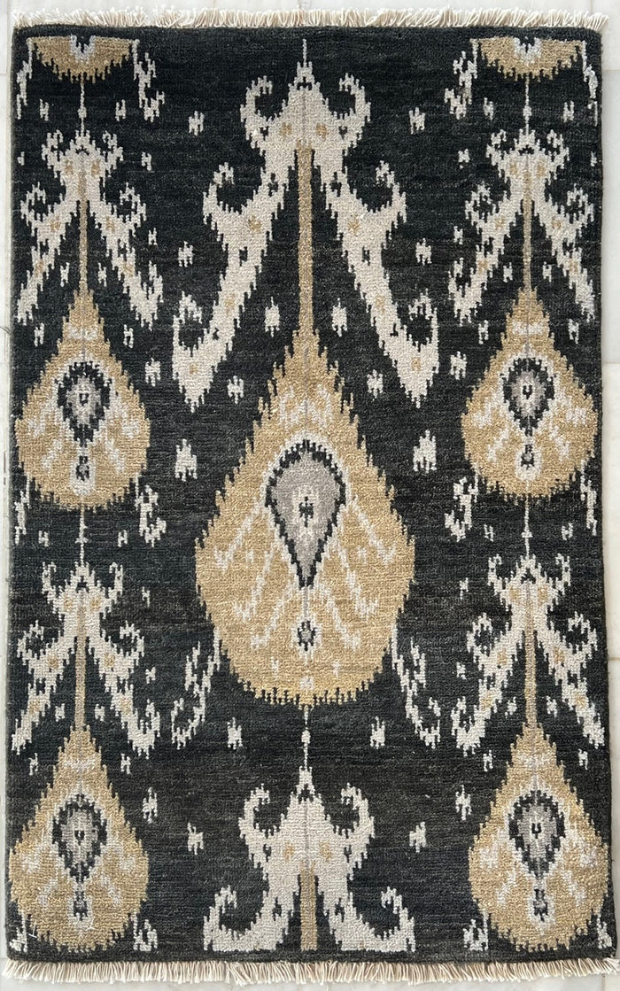 SMALL RUG - RUG002 | SIZE: 90CM X 60CM