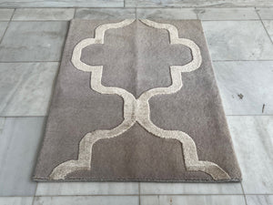 SMALL RUG - RUG044 | SIZE: 90CM X 60CM
