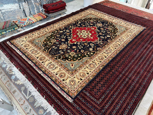TRADITIONAL RUG - HBI1853 | SIZE: 298CM X 203CM