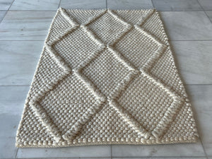 SMALL RUG - FWV017 | SIZE: 90CM X 60CM