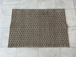 SMALL RUG - FWV028 | SIZE: 90CM X 60CM