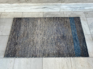 SMALL RUG - RUG082 | SIZE: 90CM X 60CM
