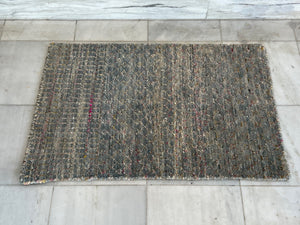 SMALL RUG - RUG092 | SIZE: 90CM X 60CM