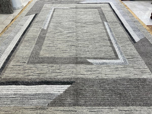 MODERN RUG - MOD341 | SIZE: 367CM X 275CM